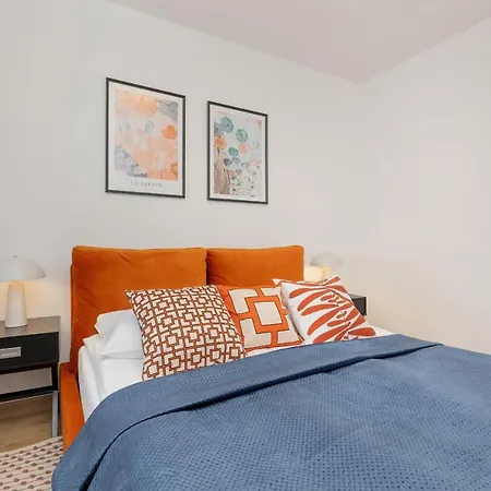 Zurawia By Renters Appartement *