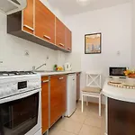Apartamento Zurawia By Renters *